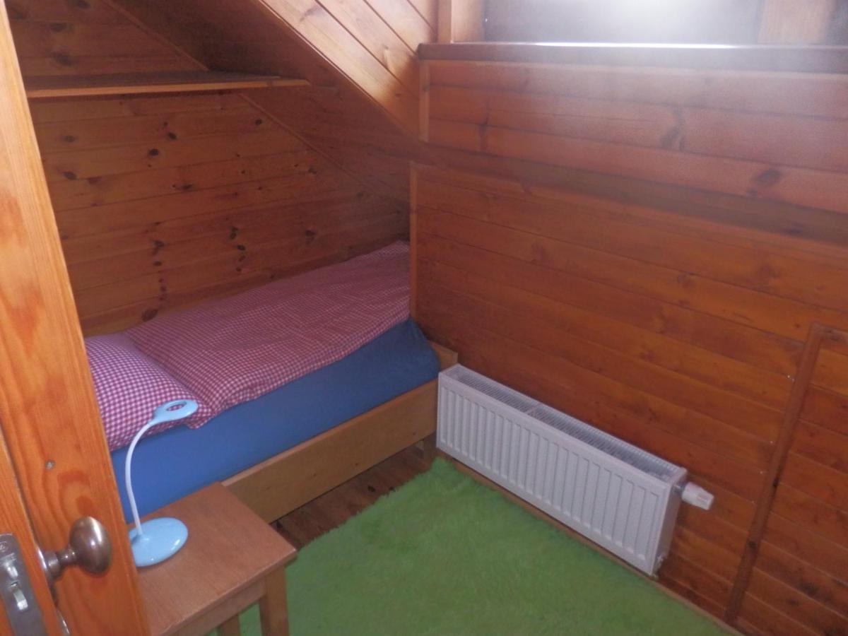 Pension Cortina Пец под Снежко Екстериор снимка